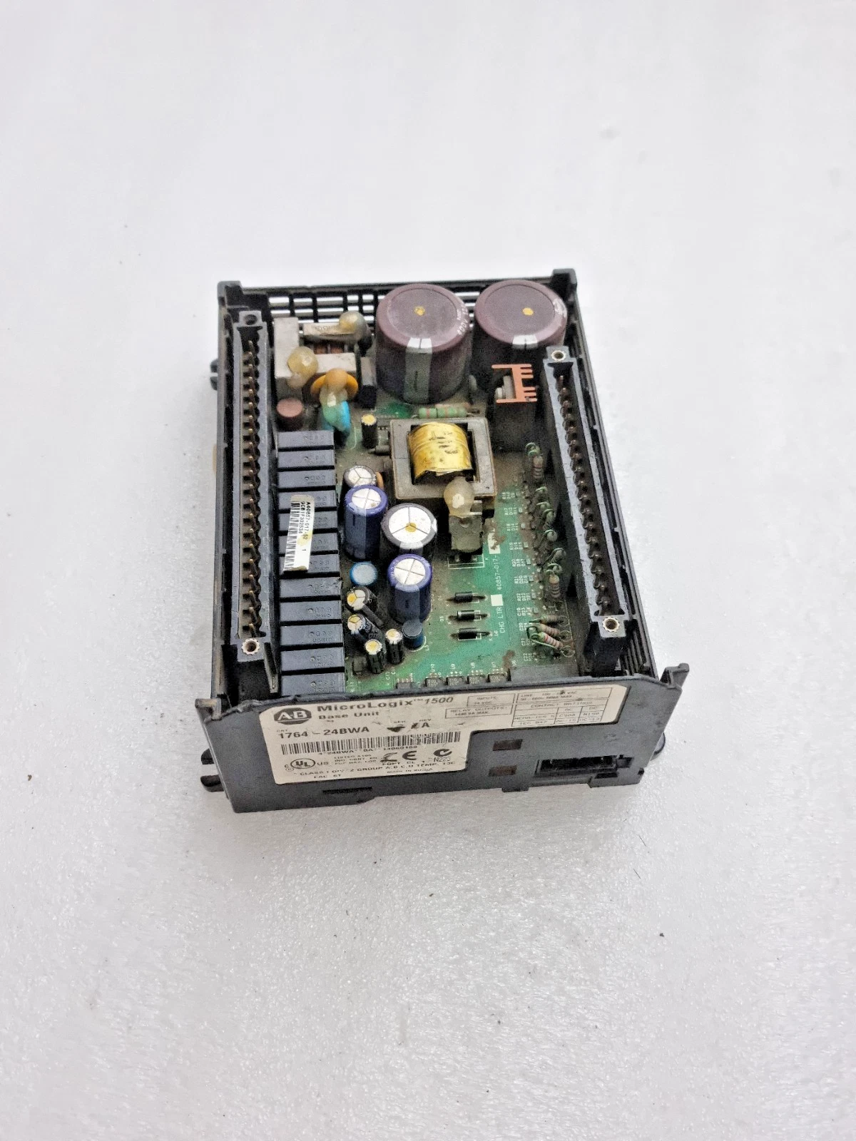 Allen Bradley 1764-24BWA Plc Base Unit MicroLogix 1500 176424BWA